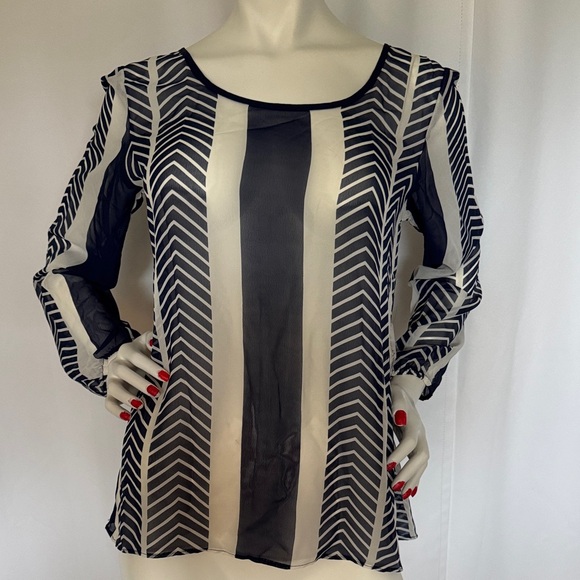 Charming Charlie Navy and White Chevron Blouse - Picture 1 of 4